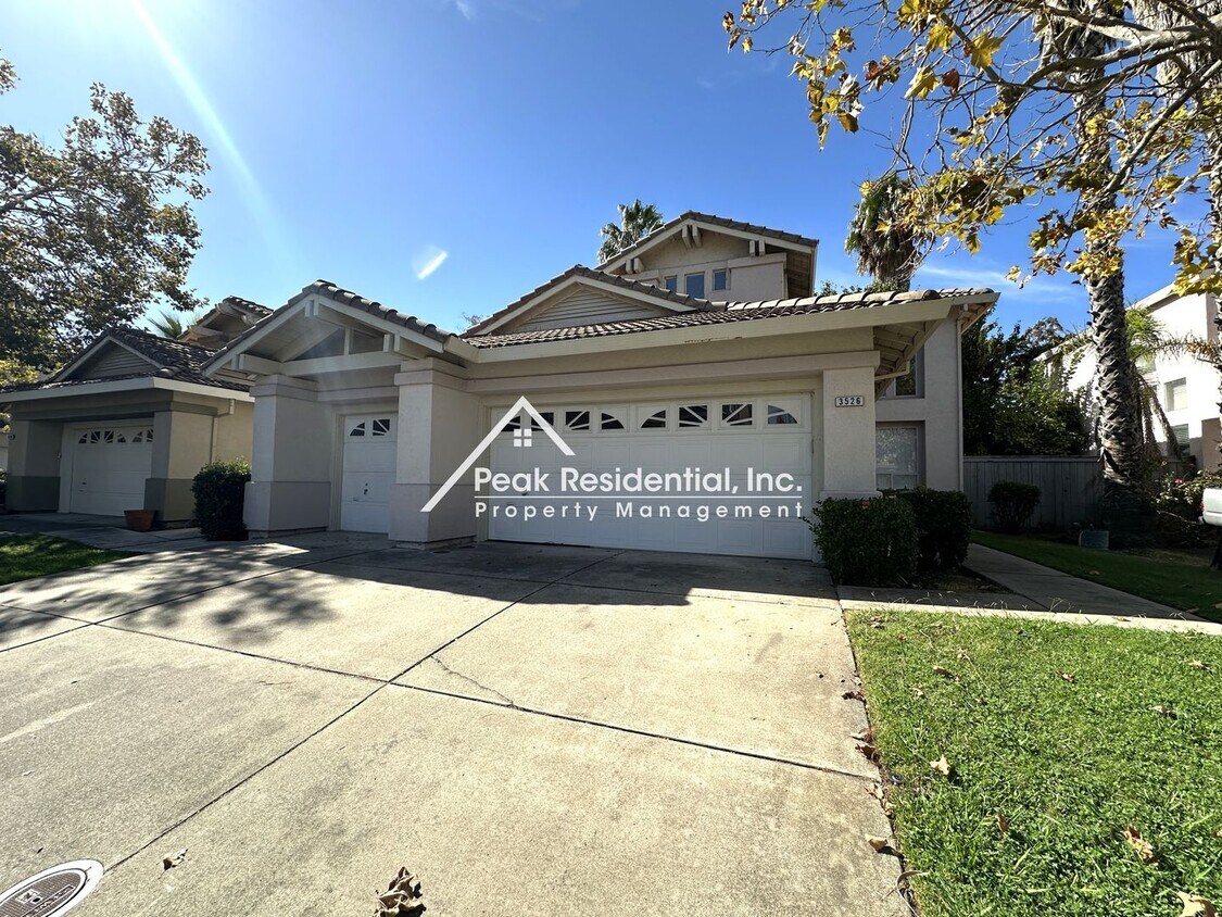 Primary Photo - Island Home in Laguna West. Updated 4 bedroom