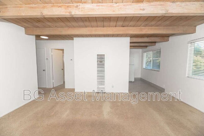 Building Photo - 1452 Merced St