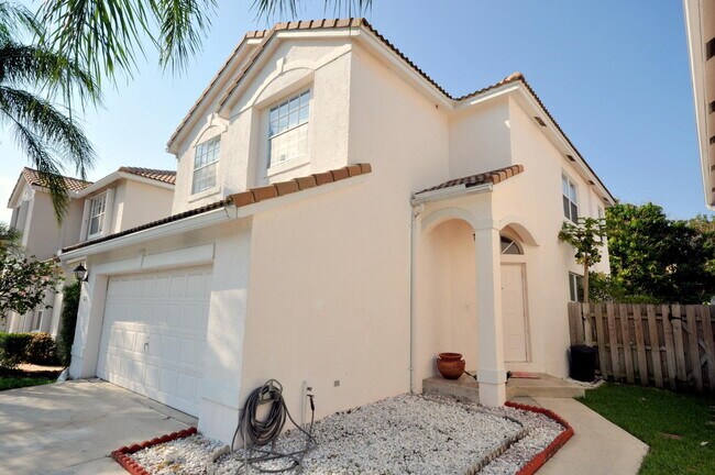 Building Photo - 6811 Sugarloaf Key St