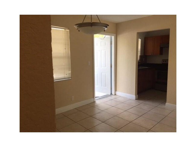 Foto del edificio - 4251 NW 5th St