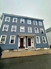 Building Photo - 18 Mitchell St