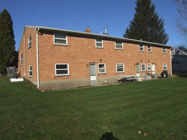 Building Photo - 261 S Maple St SE