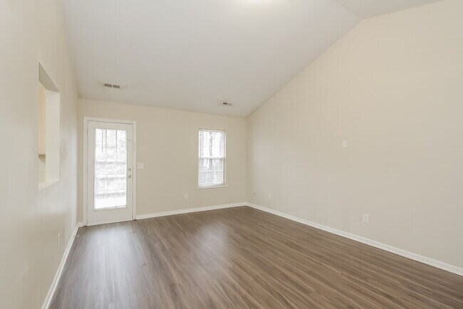 Building Photo - 1820 Charnell Ln
