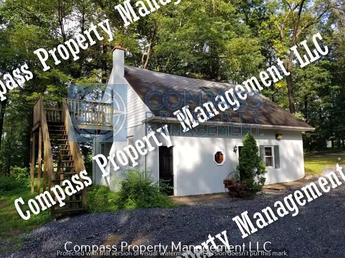 Primary Photo - $1,375 - 2 Bed, 1.5 Bath Single Family Hom...