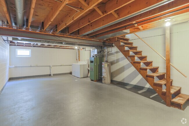 2HAB, 1,5BA - 930 ft² - Walton Heights