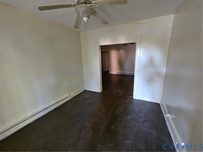 Foto del edificio - 3007 Ellwood Ave