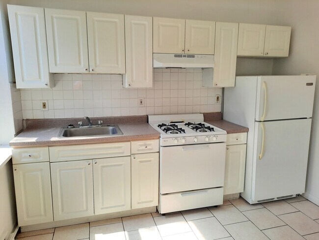 Kitchen - 53 Bright St