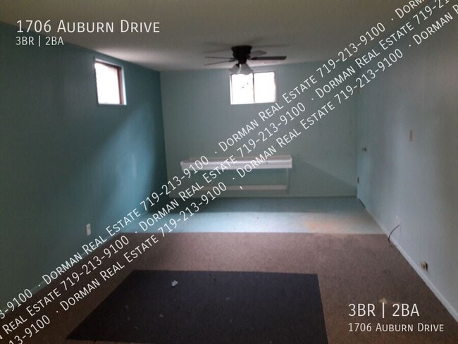 Building Photo - 1706 Auburn Dr