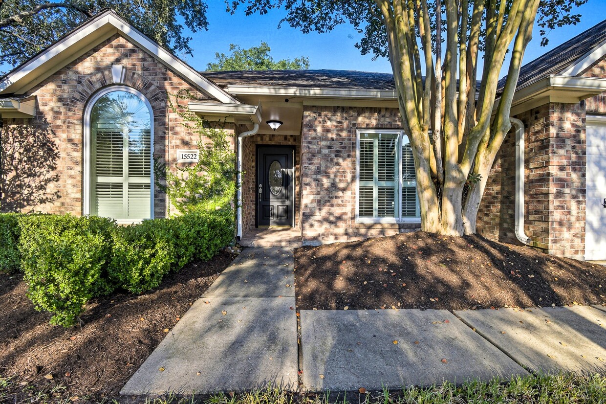 Primary Photo - 15522 Valley Plum Ct