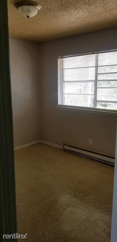 Building Photo - 1 br, 1 bath Apartment - 2801 SW 42nd St