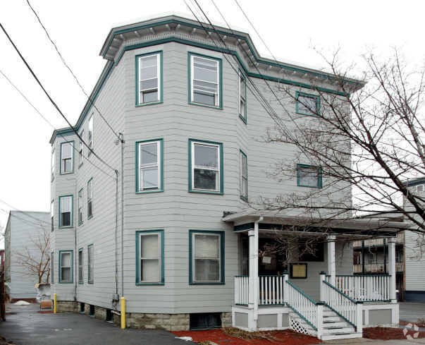 Primary Photo - 15 Waldo Ave