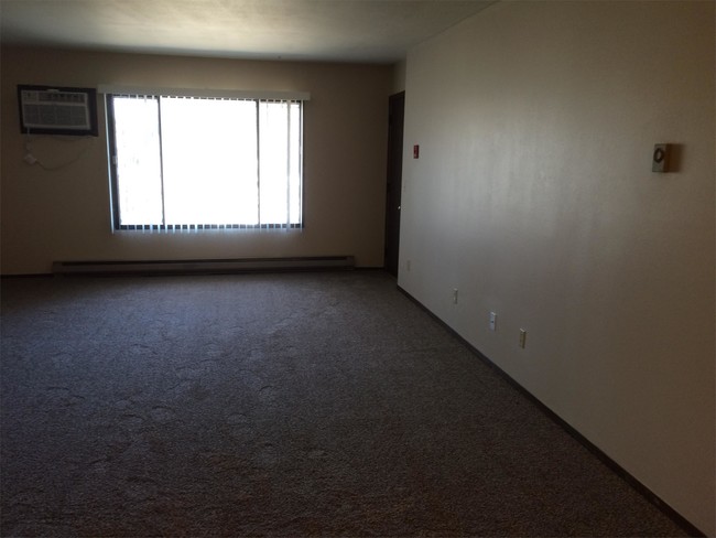 Foto del edificio - 2300 Schultz St