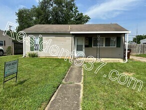 Building Photo - 49 Rockland Dr
