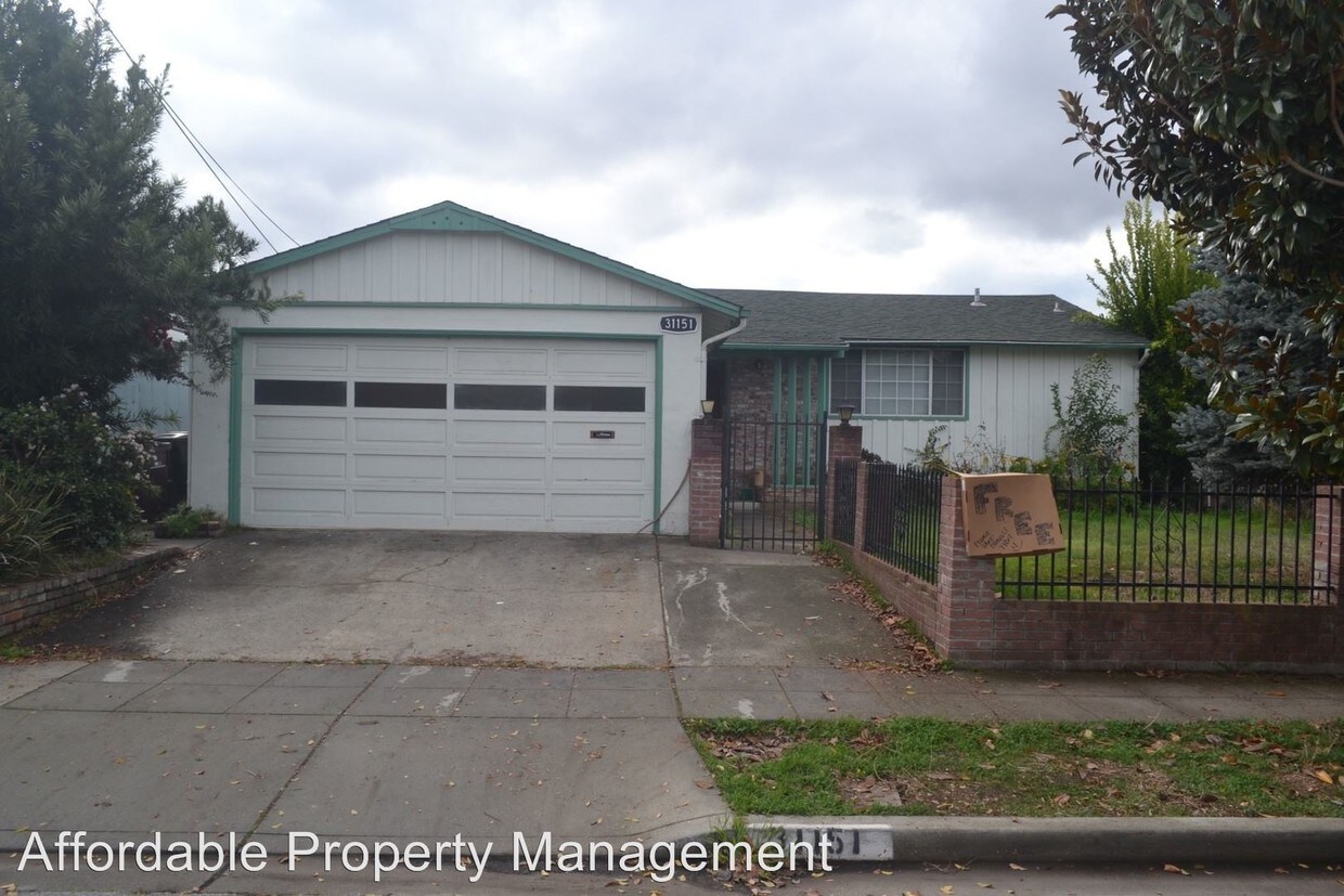 Primary Photo - 31151 Birkdale Way