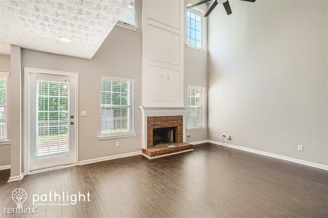 Foto del edificio - 3 br, 2.5 bath House - 3821 Plantation Mil...