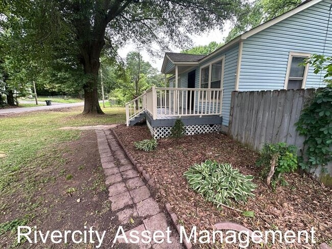 Photo - Rare Gem Ready For Move In!!!!! Section 8 Welcomed!!!! House