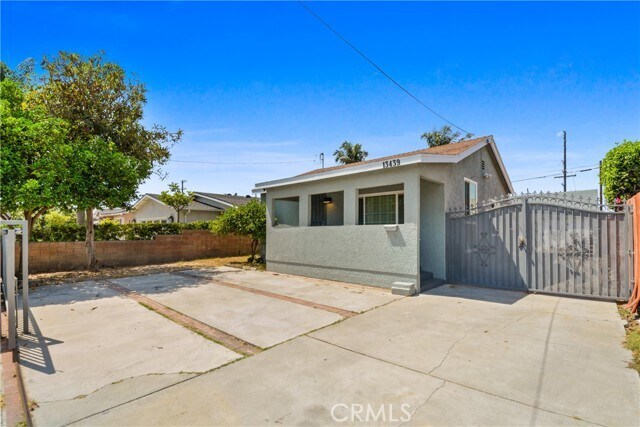 Foto del edificio - 13439 Roselle Ave