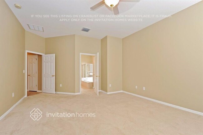 Foto del edificio - 22744 Robins Nest Ct