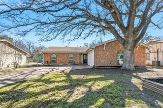 Building Photo - 3502 Woodthrush Ln