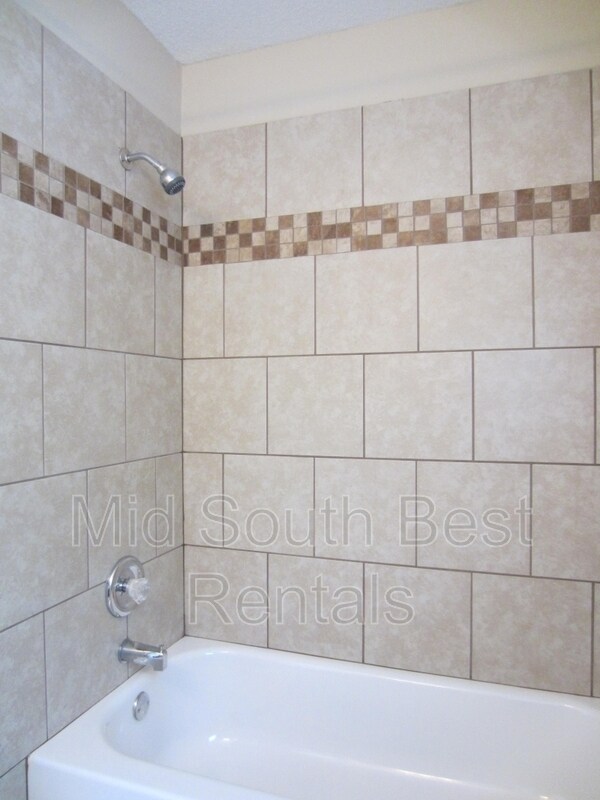 Building Photo - 3822 Dagmar St