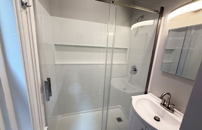 Foto del edificio - 2724 Jefferson Ave