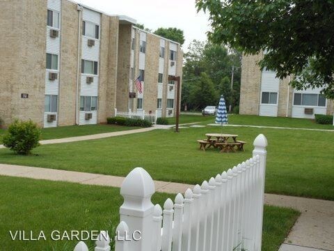 Building Photo - 712 N Villa Ave