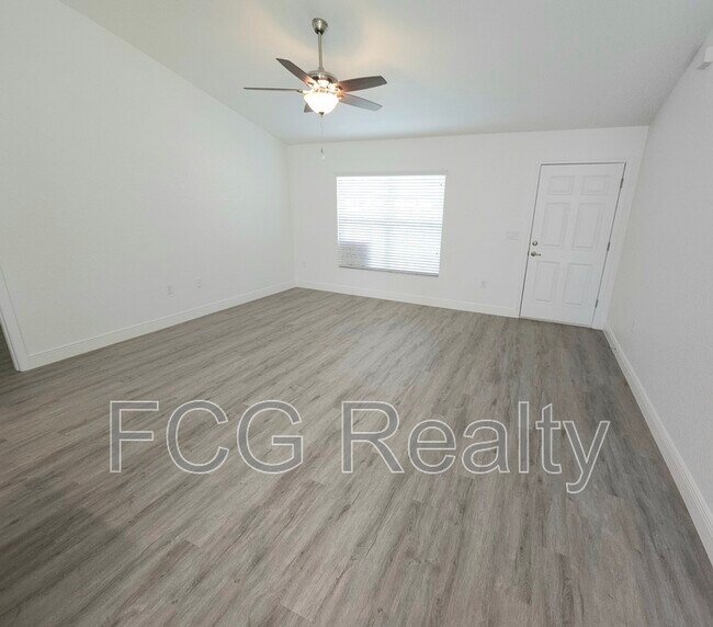 Building Photo - 175 Marion Oaks Golf Way