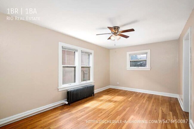 Building Photo - Stunning 1BR near CITY PARK with hardwood ...