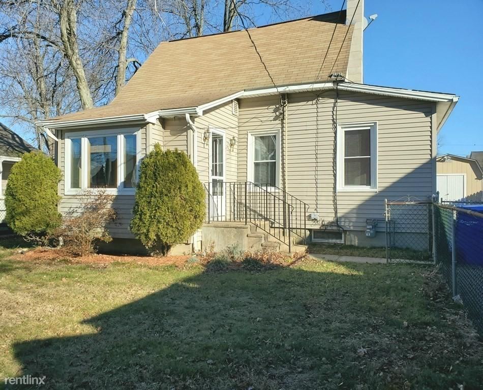 Primary Photo - 2 br, 1 bath House - 129 Warrenton St