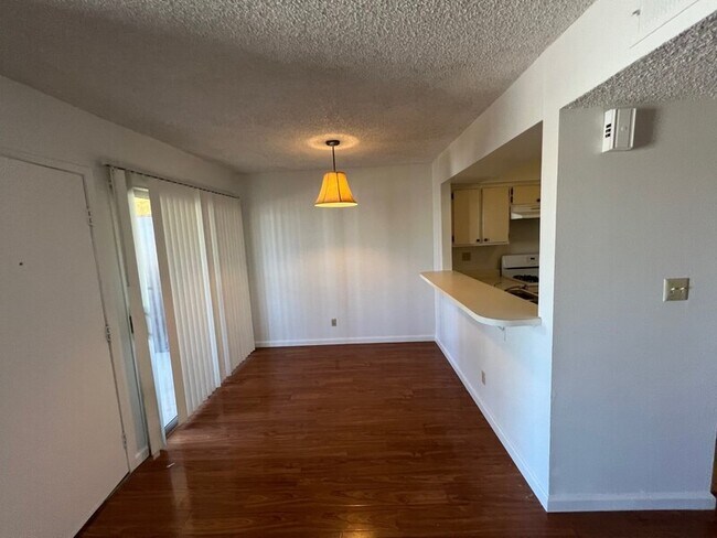 Foto del edificio - 1404 Santa Anita Dr