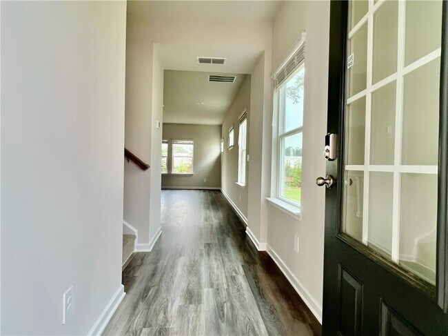 Foto del edificio - 4249 Tin Hare Ln