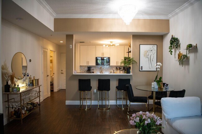 Foto del edificio - 1203 Town Center Dr