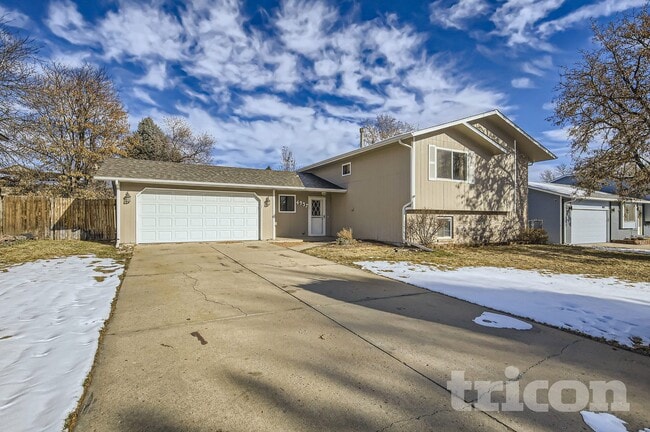 Building Photo - 4937 W 8th Street Rd