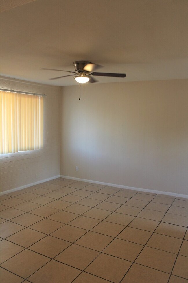 Foto del edificio - 4421 N 23rd Ave