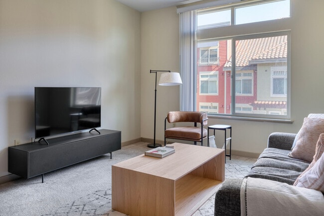 Foto del edificio - 5200 Iron Horse Pkwy