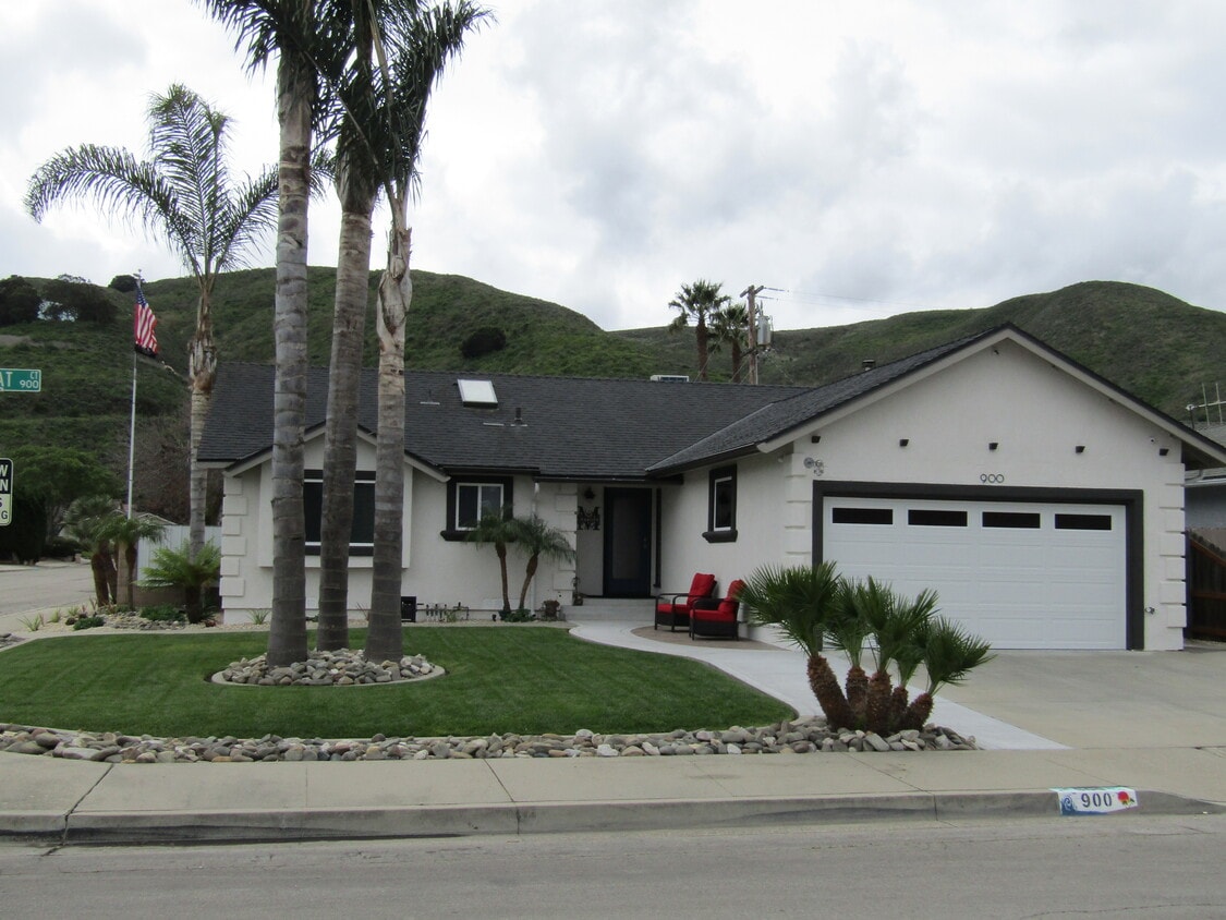 900 W Loquat Ct, Lompoc, CA 93436 House for Rent in Lompoc, CA