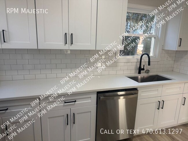 Building Photo - 609 Mt Vista Ct