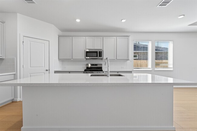 Foto del edificio - 21534 Coronado Grn Dr