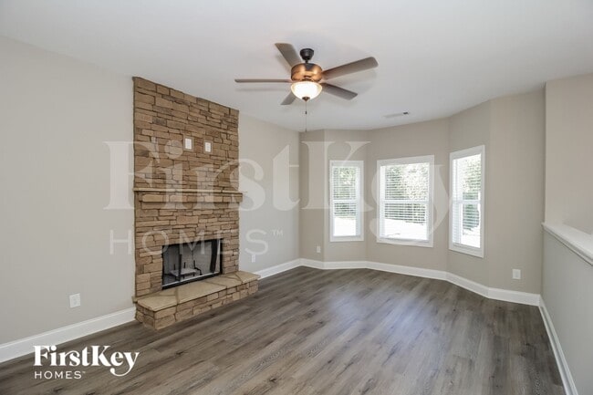 Building Photo - 108 Woodside Ct