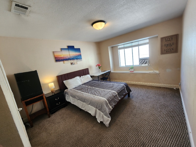 Primary Photo - 5611 Aberdeen Dr