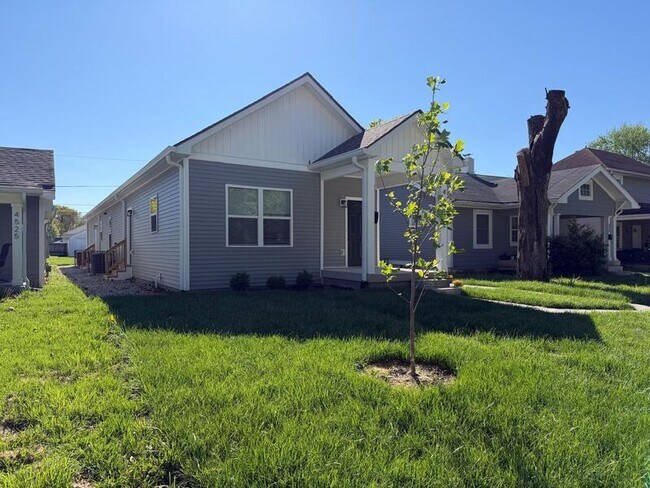 Foto del edificio - 4521 Norwaldo Ave