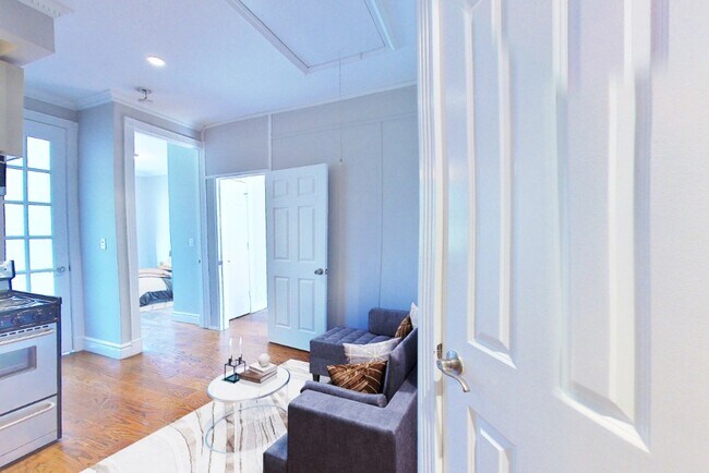 Foto del edificio - 330 E 35th St