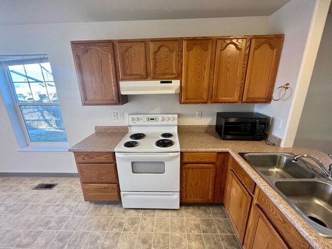 Foto del edificio - 1290 Clearsprings Dr