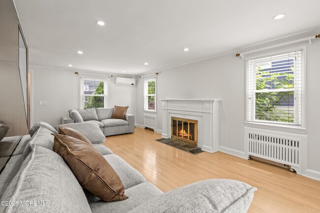 Building Photo - 608 Corlies Ave