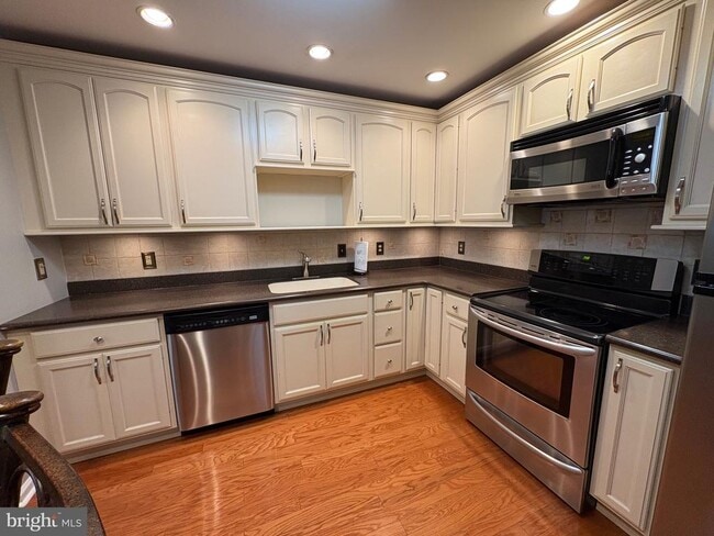 Building Photo - 5603 Spruce Mill Dr