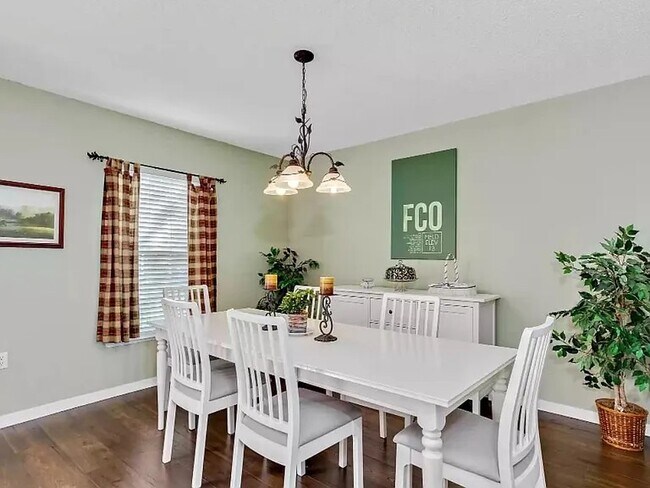 Building Photo - 3371 Hickory Leaf Ct