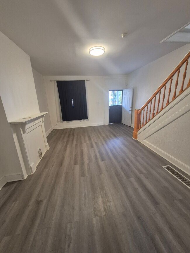 Building Photo - Nice 3Bd/1Ba in Frankford