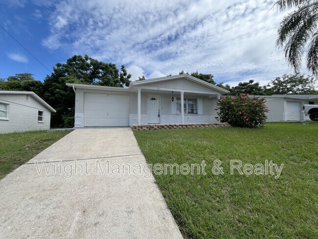 Foto del edificio - 5033 Farley Dr
