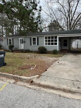 Building Photo - 808 Jaycee Terrace