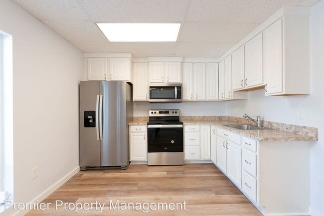 Building Photo - 1 br, 1 bath House - 212 West Virginia Ave...